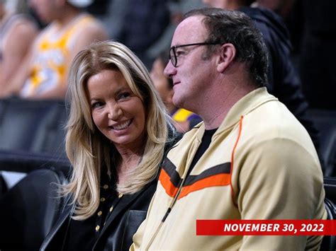 Lakers Owner Jeanie Buss And Comedian Jay Mohr Marry In .